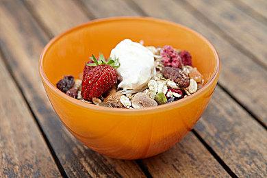 战略游戏版《哥布林杀手》第二部预告片＆新图公布